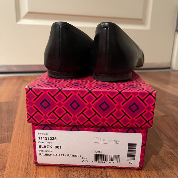 Tory Burch Flats - size 7.5 - Picture 2 of 4